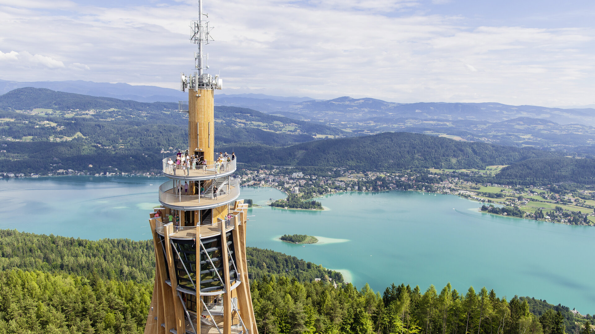 <p>Pyramidenkogel mit dem weltweit höchsten Holzaussichtsturm.</p>