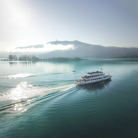 <p>Genießen Sie die Linienschifffahrt mit der MS Kärnten, der MS Klagenfurt, der MS Velden oder der DS Thalia.</p>