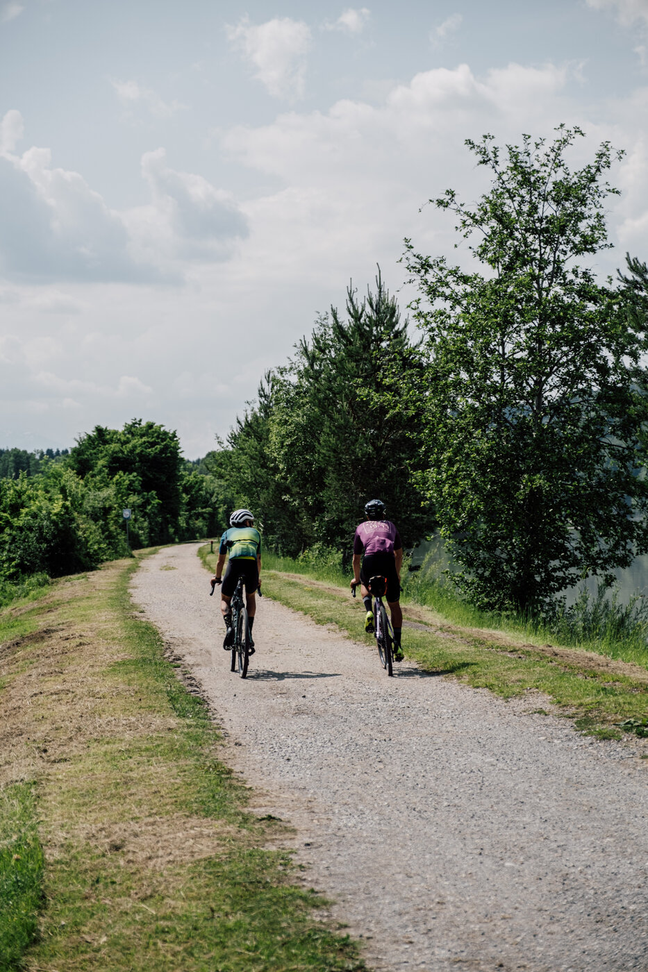 <p>Gravelbike entlang des Drauradweges</p><p>Gravelbike Touren. Vom Wörthersee aus mit dem Gravelbike Kärnten, Slowenien und Italien entdecken. Grenzenlos in der Natur biken und spannende Lost Places erleben.</p>